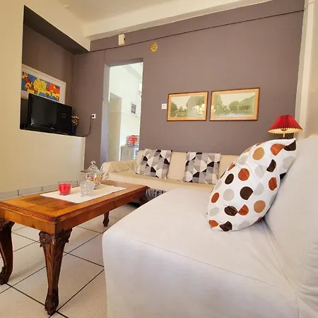 Mansion With Garden *