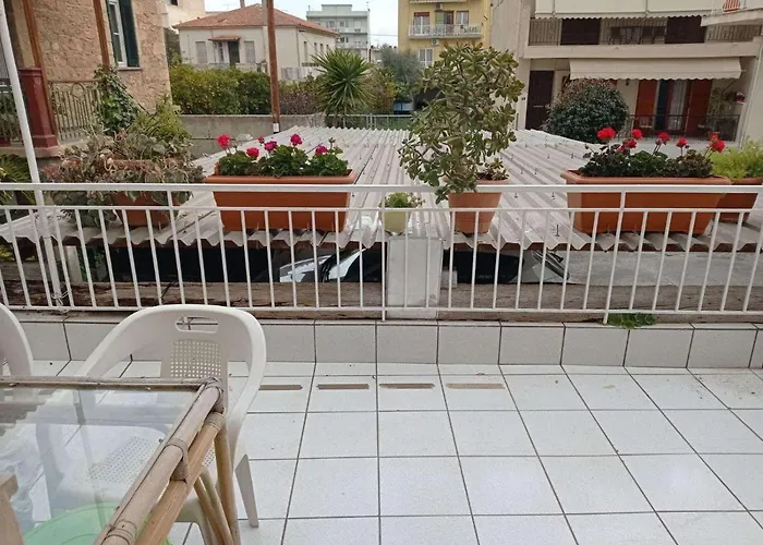 Mansion With Garden 度假居 *